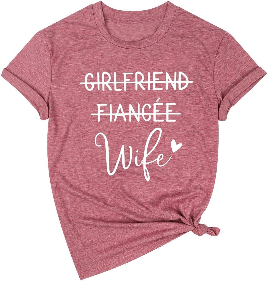 "Chic Engagement Announcement Tee - Perfect for Brides, Honeymoon & Vacation!"