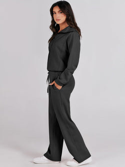 Collection of Trendy Women's 2-Piece Lounge Set – Oversized Sweatshirt & Sweatpants Tracksuit – Cozy Fall Must-Have" in a gallery layout